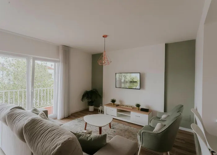 70 - Holidays Apartment